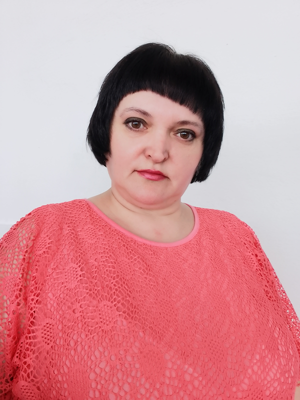 Максимова Светлана Михайловна.